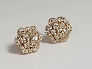 Pendientes de oro rosa de 14 quilates de 1,5 quilates I-J VS con tachuelas de diamantes con racimo de flores atornilladas hacia atrás - Imagen 1 de 10