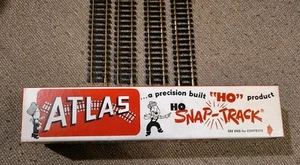 4 Sections HO Scale 9" Train Track Vintage Atlas Tool Co Snap-Track #21 - Picture 1 of 6
