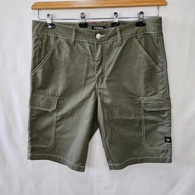 Pantalones cortos cargo True Religion verde 36 para hombre Foto 1 de 4