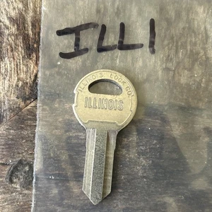 Ein Illinois Lock Company ILL1 ungeschnittener Schlüsselrohling - Bild 1 von 4