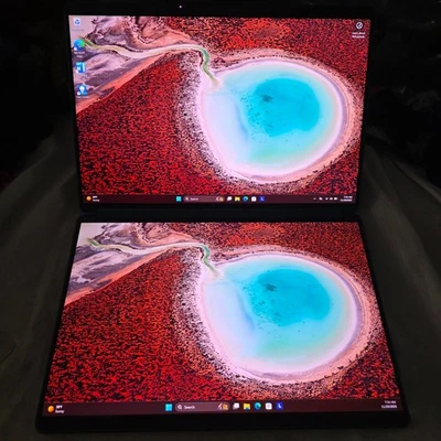 Lenovo Yoga Book 9 13IRU8 13.3" Doble Pantalla Táctil i7-1355U 16GB 512GB SSD Rápido S Foto 1 de 4