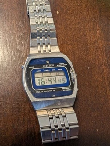 Vintage Citizen Alarm Digital Vintage Watch 4-098633 k Works some damage read - Picture 1 of 8