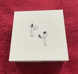 Apple AirPods 3. Generation mit Magsafe Ladecase Neu OVP - Zdjęcie 1 z 5