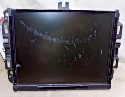 Pantalla táctil de medios de radio 13-18 Ram Jeep Cherokee VP3 05091054AH XPB18 Foto 1 de 4