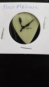POST MALONE - "BEERBONGS AND BENTLEYS" TOUR GLOW IN THE DARK CONCERT GUITAR PICK - Picture 1 of 2