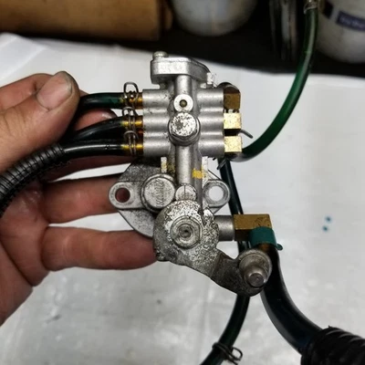 Bomba de aceite Polaris Rush Switchback Pro R 600 Adventure RMK Indy 2012-2020 1204439 Foto 1 de 4