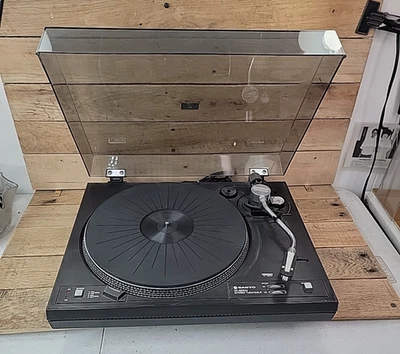 GIRADISCHI SANYO TP-728 SEMI AUTOMATICO VINTAGE TRASMISSIONE A CINGHIA COSÌ COM'È necessita di cinghia - Immagine 1 di 4