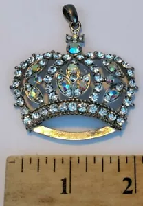 Collana con ciondolo corona strass aurora boreale. Senza catena. - Foto 1 di 12
