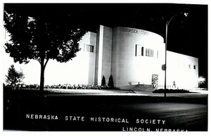 State Historical Museum, Lincoln, Nebraska, Real Photo Postcard/RPPC c1950 - Picture 1 of 2