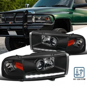 DODGE RAM 94 - 01 PROJEKTOR REFLEKTOR JEDNOCZĘŚCIOWY LED czarny 1994 2001 - Zdjęcie 1 z 5