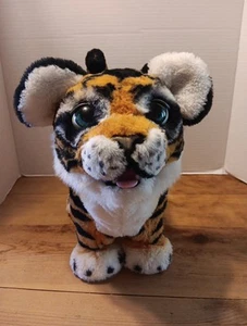 Peluche interattivo 13" Hasbro FurReal Roarin Tyler the Tiger FUNZIONA BENISSIMO 2016 - Foto 1 di 10