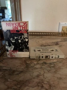 NEW KIDS ON THE BLOCK - PLEASE DON'T GO GIRL (Cassette Single, 1988, CBS) NKOTB - Picture 1 of 2