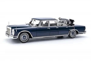 CMC M205 1/18 Mercedes-Benz W100 6-door Pullman Landaulet Blue Model Car - Picture 1 of 9