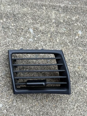 1990-2002 MERCEDES 300SL Front Right Side Dashboard AC Vent Trim OEM 1298300254 - Image 1 of 4