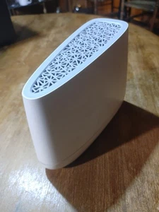 Unidad inteligente Vivint SM2-2W10 DVR inalámbrica de 4 canales SIN PROBAR - Imagen 1 de 3