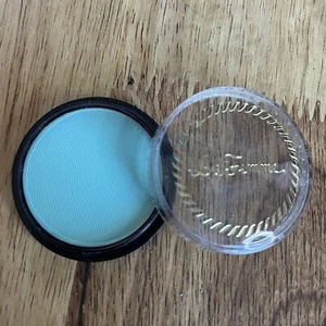 La Femme Cosmetics Makeup Pressed Eye Shadow 0.1 oz GREEN Brand New RARE - Picture 1 of 3