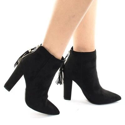 Botín de gamuza de vestir de tacón ancho con borla de cadena de metal en la parte posterior de bambú para mujer Foto 1 de 4