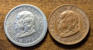 Lote de 2 medallas fichas Benjamin Franklin Memorial Philadelphia, Pennsylvania PA - Imagen 1 de 4