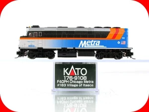 N Scale **CHICAGO METRA* F40PH *Village Of Itasca* #183 - KATO 176-9108 *DCC Rdy - Picture 1 of 7