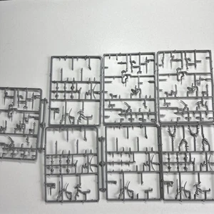  EMPIRE MILITIA FREE COMPANY Warhammer Fantasy Mordheim Sprue Old World Parts  - Bild 1 von 9