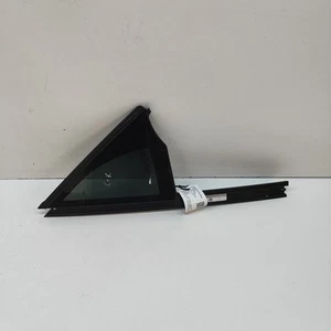 LR RANGE ROVER SPORT L461 Rear Left Door Quarter Window N9X2-25829-DE 2024 - Picture 1 of 7