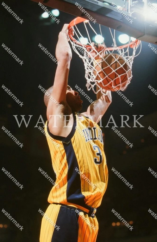 ER696 Reggie Miller Indiana Pacers Dunk 8x10 11x14 16x24 24x36 Photo - Image 1 of 1