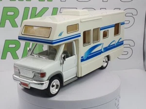 GMC Camper 1/43 Bianco - Foto 1 di 4