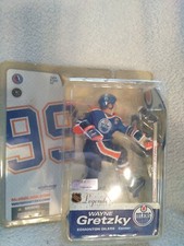 2005 McFarlane NHL Legends Series 2 Wayne Gretzky #99 Edmonton Oilers Figure