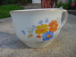 Vintage WWII Germany US Zone Porcelain  Cup Gold trimmed Excellent - Picture 1 of 7