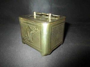 ancienne boite laiton ciselé travail de poilu? première guerre? début XX ème - Picture 1 of 6