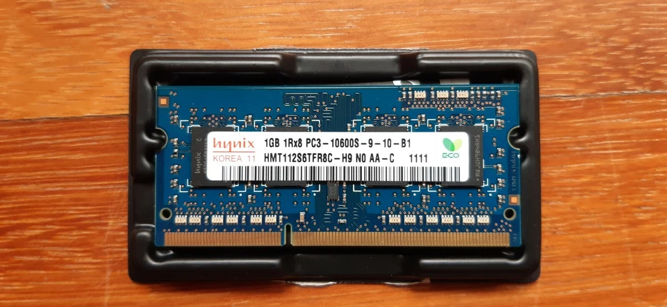 HYNIX RAM NOTEBOOK 1GB 1Rx8 PC3 10600s DD3 - Immagine 1 di 1