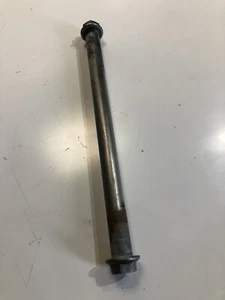 Kawasaki Zx6r j1 j2 2000 - 2002 Swing Arm Spindle Axel - Picture 1 of 7