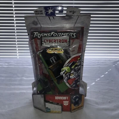 Transformers Cybertron DOWNSHIFT w/Cyber PlanetKey  Deluxe Class! Sealed! - Image 1 of 2