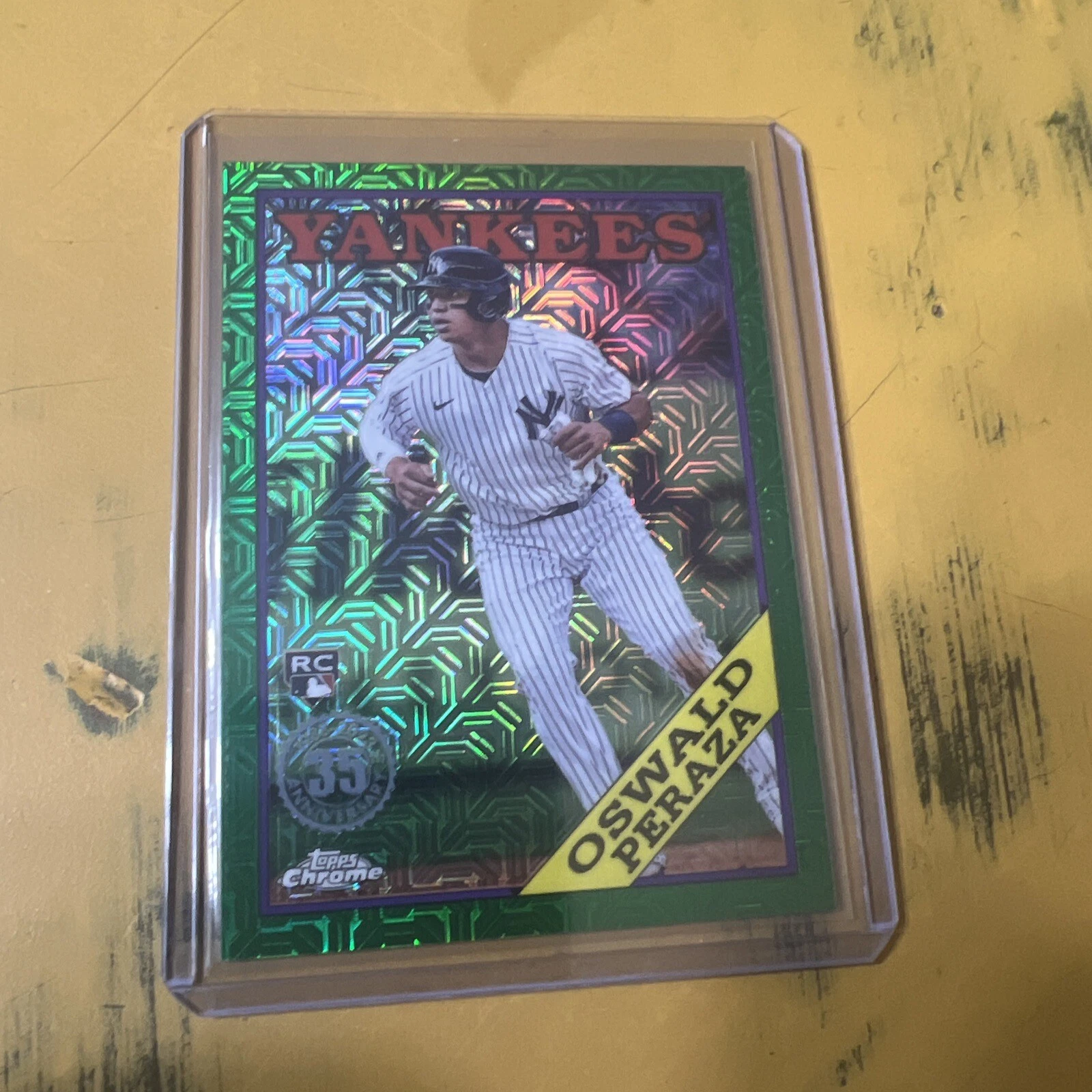 2023 Topps Series 2 Oswald Peraza /99 Silver Pack Green Mojo RC New York Yankees