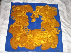 Vintage Original Chanel Gold Kamelie Kobalt Marineblau Italy Schal Tuch Seide Box - Bild 1 von 15