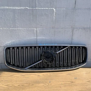 2018 2019 2020 2021 VOLVO XC60 FRONT RADIATOR GRILLE OEM - Picture 1 of 13
