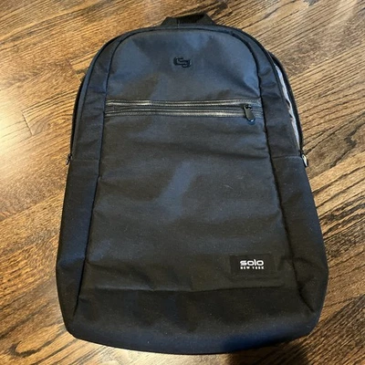 Solo New York 便携式电脑背包 17.3 英寸黑色,17.5 x 11.75 x 8 英寸 — 第 1/4 张图片