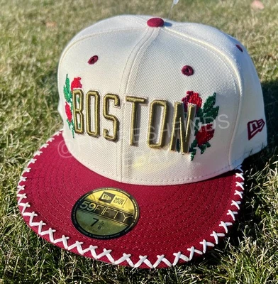 Authentic New Era 59FIFTY Boston Celtics Novelty Stitch Christmas Mistletoe Hat - Image 1 of 4