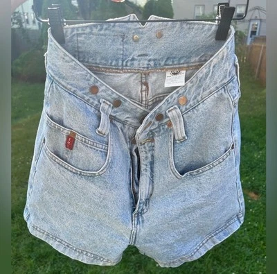 Pantalón corto de tiro alto LEI de colección talla pequeña Foto 1 de 3