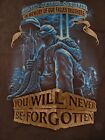 Honor Service Sacrifice In Memory of Our Fallen Brothers Men T-Shirt Large