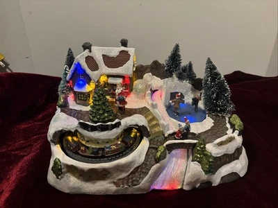 Avon Winter Wonderland Music Fiber Optic Musical Christmas Village Read Notes: - Image 1 of 3