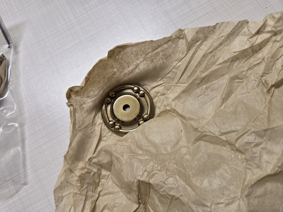 Classic Brass 1606 Backplate - 1-1/2" Hyde Park Collection in Polished Antique - Image 1 of 1