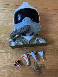 Micro Machines Top Gun Pilot Jet Military Playset Galoob Toys 1997 - Picture 1 of 14