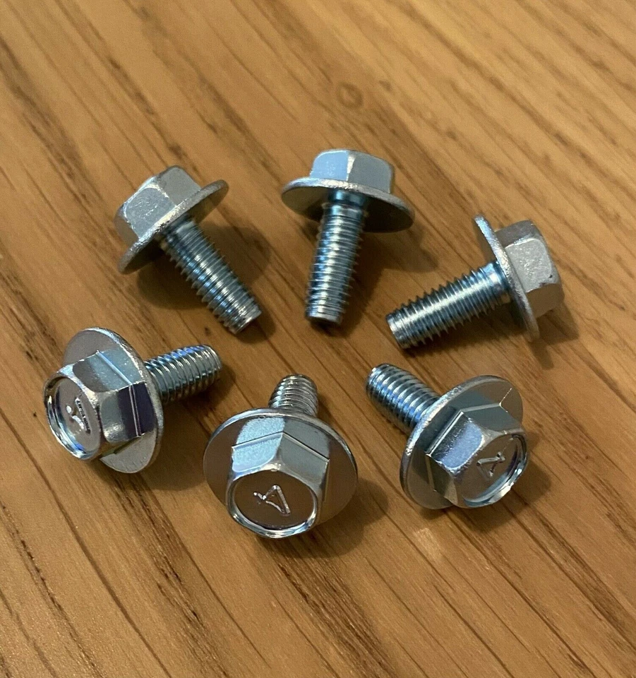 Mitsubishi GTO, 3000GT Upper Front Wing Bolt Kit. Bright Zinc Finish. Set of 6. - Image 1 of 1