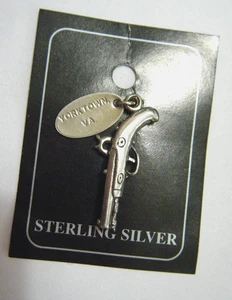 Vintage NOS Sterling Silver Flintlock Pistol Gun 3D Charm Souvenir Yorktown VA - Picture 1 of 6