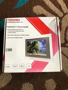 Toshiba Tekbright 7” Inch Digital Photo Frame 16MB High Quality LCD Panel & LED - Picture 1 of 2