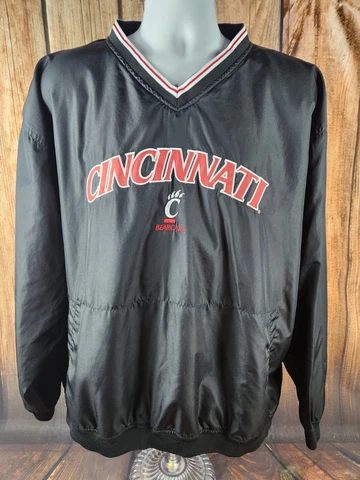Cincinnati Bearcats NCAA Pullover Windbreaker Size XL Pockets Lightweight Spring Cover