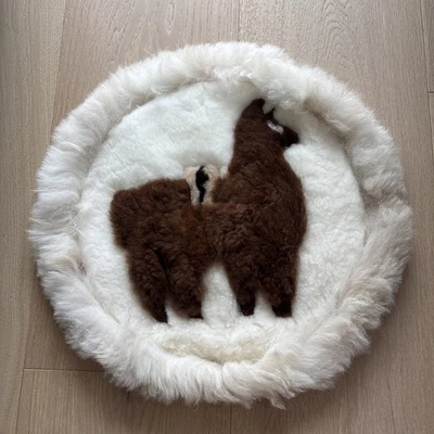 Alfombra de piel de alpaca cubierta arte de pared Perú hecha a mano Andes peruanos 17" diámetro Foto 1 de 4