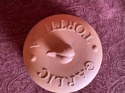 Asador de tortilla de ajo Norpro calentador de cerámica esmaltado en el interior Foto 1 de 4