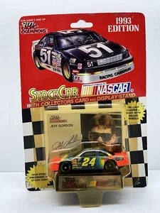 Jeff Gordon #24 NASCAR DuPont 1993 Chevy Lumina 1:64 Scale DieCast W/Display New - Picture 1 of 17